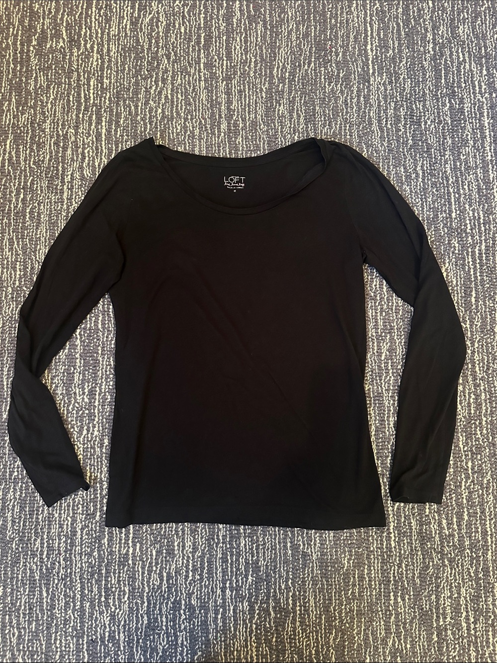 LOFT Black Scoop Neck Long-Sleeve Top